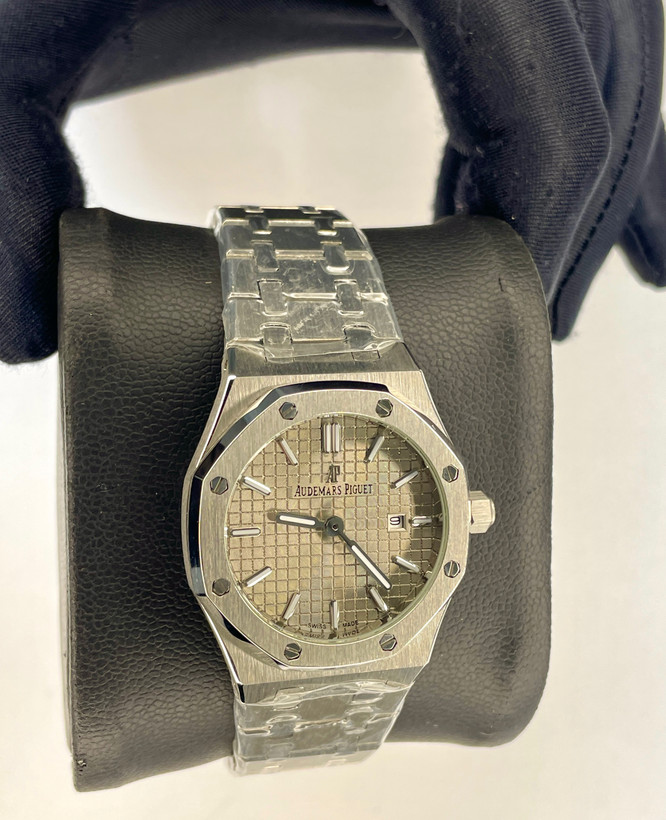 ساعت زنانه AP مدل رویال اوک (Royal Oak)
