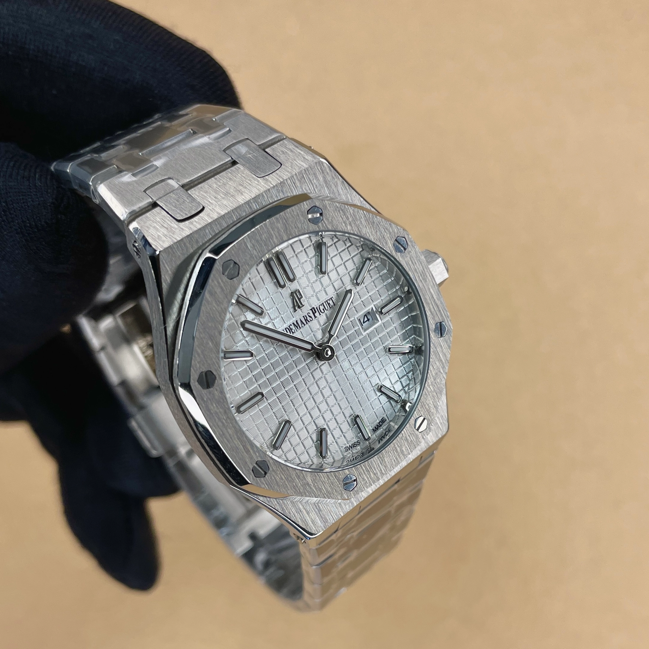 ساعت زنانه AP مدل رویال اوک (Royal Oak)
