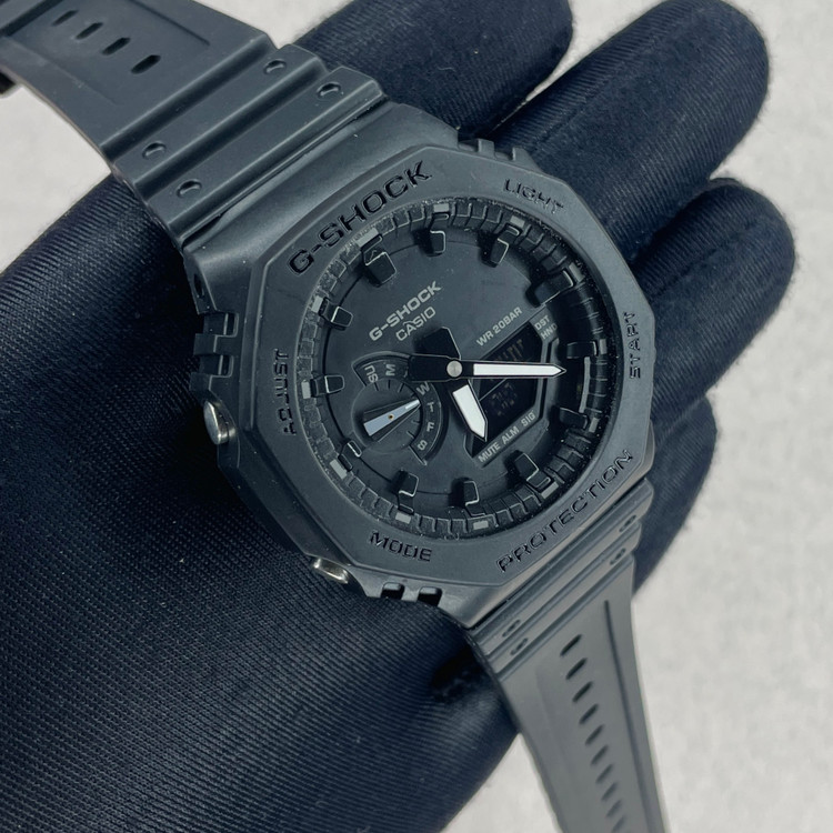 ساعت مردانه کاسیو جی-شاک مدل GA-2100W