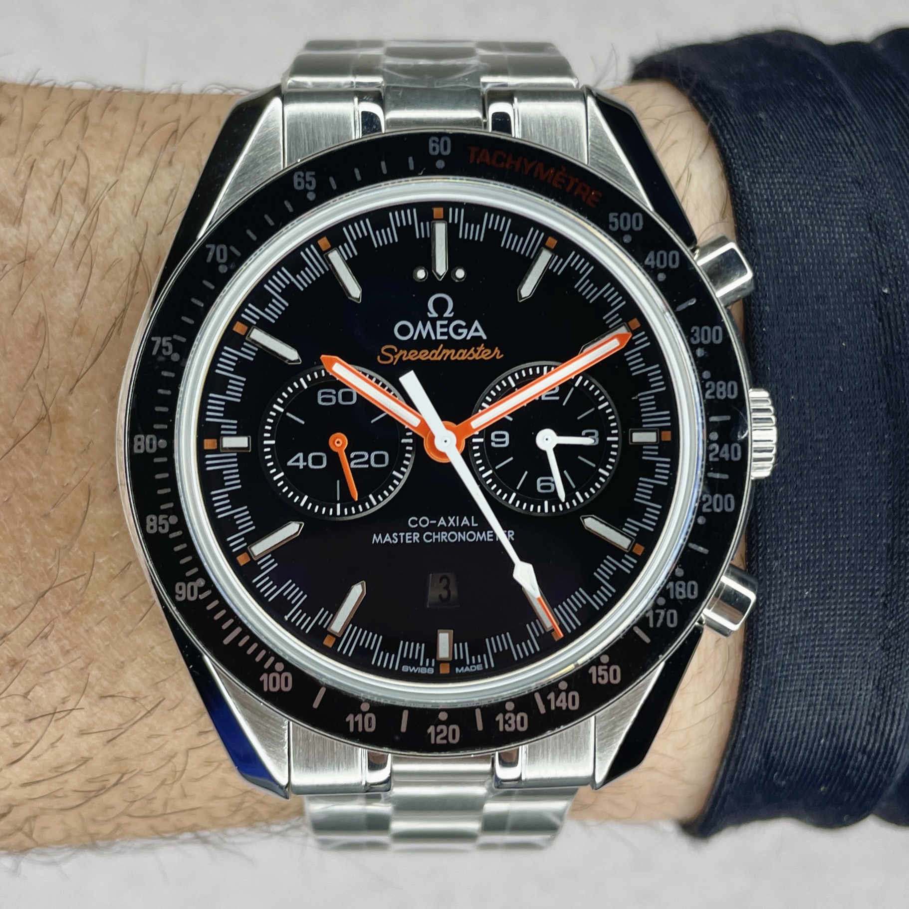 ساعت مردانه امگا مدل اسپید مستر( Speedmaster Professional)کرنومتر