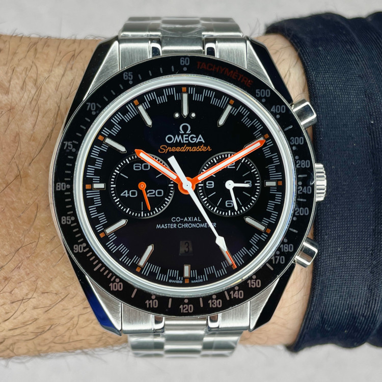 ساعت مردانه امگا مدل اسپید مستر( Speedmaster Professional)کرنومتر