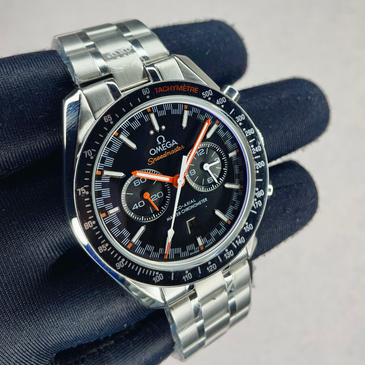 ساعت مردانه امگا مدل اسپید مستر( Speedmaster Professional)کرنومتر