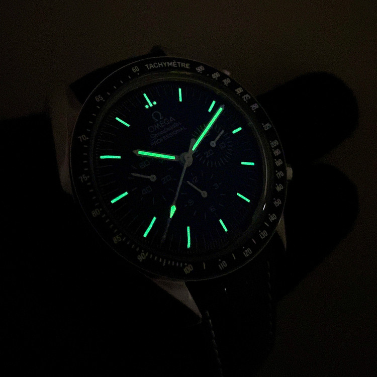 ساعت مردانه امگا اسپید مستر( Speedmaster Professional) کرنومتر