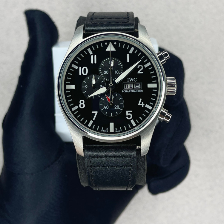 “ساعت IWC مدل Top Gun Chronograph”